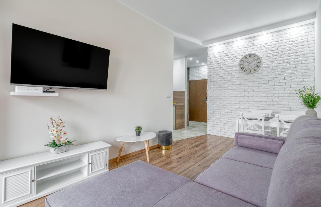 Apartament G11 Z Miejscem Parkingowym Torun Ngoại thất bức ảnh